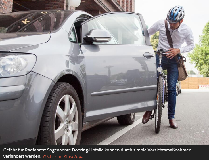 Photo of cyclist about to be doored seen from front. Appeared in Auto Service article on website 19 June 2017, with with article explaining the Dutch Reach following a recent dooring in Berlin by a Saudi driver who claimed diplomatic immunity. Title of article:  Gefährliche Dooring-Unfälle: Wie der "holländische Griff" Leben retten kann.